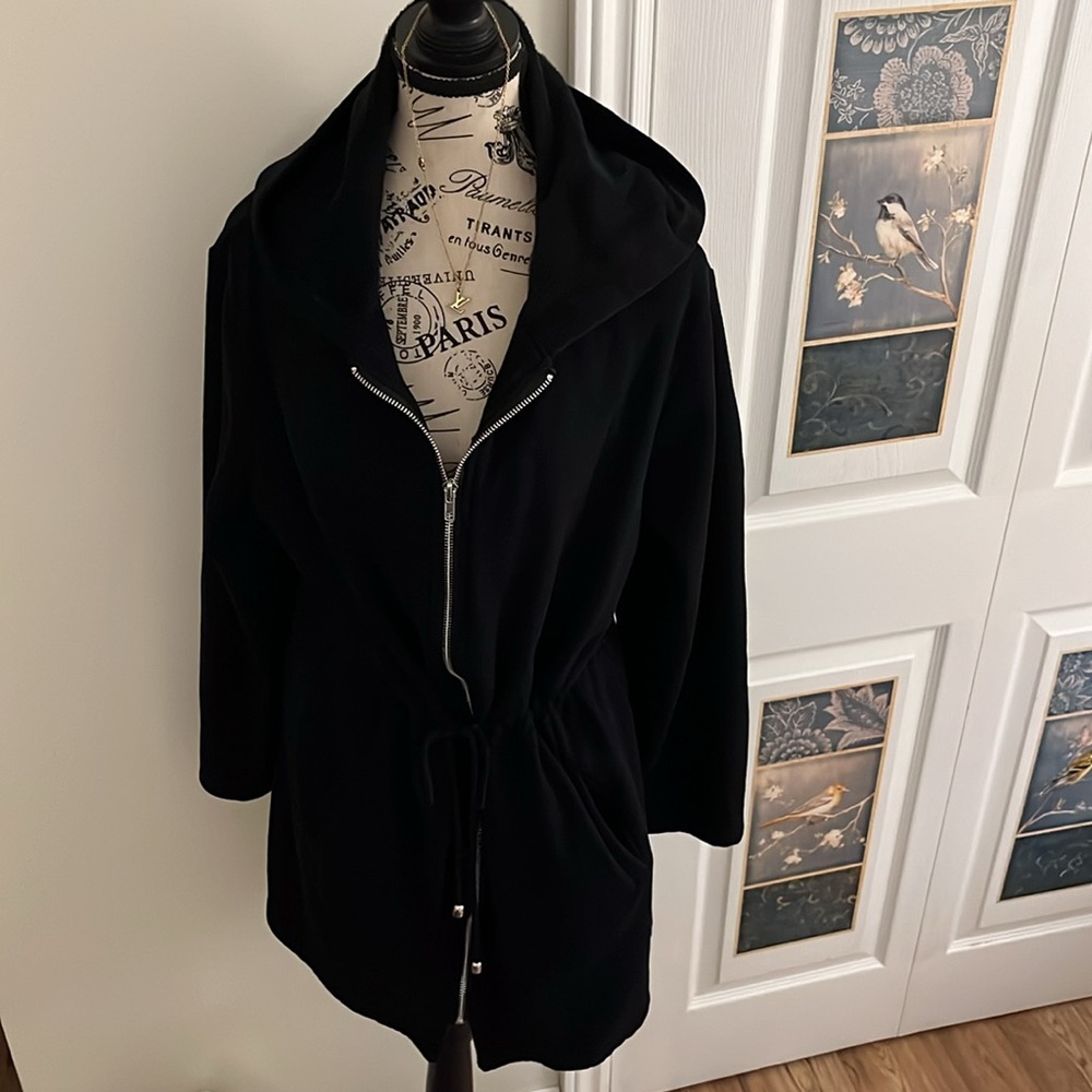 Black Hooded Women's Jacket - Picture 5 of 10